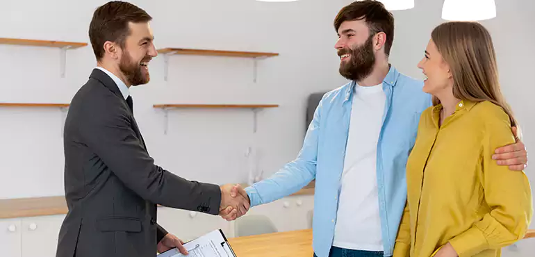 Why Choose Melrose Park Home Buyers to Sell Your Condo Fast in Melrose Park, IL?