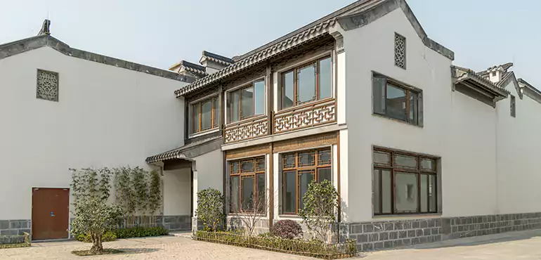 We Help Illinois Homeowners Sell Squatter-Occupied Houses Quickly and Safely