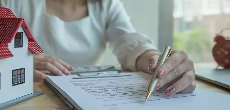 We Buy Homes to Help You Pay Off Debt – No Repairs or Upgrades Needed in Illinois, IL